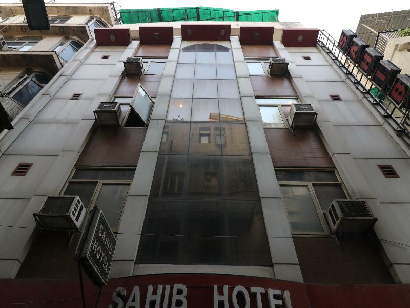 Oyo 27823 Hotel Sahib Дели Экстерьер фото